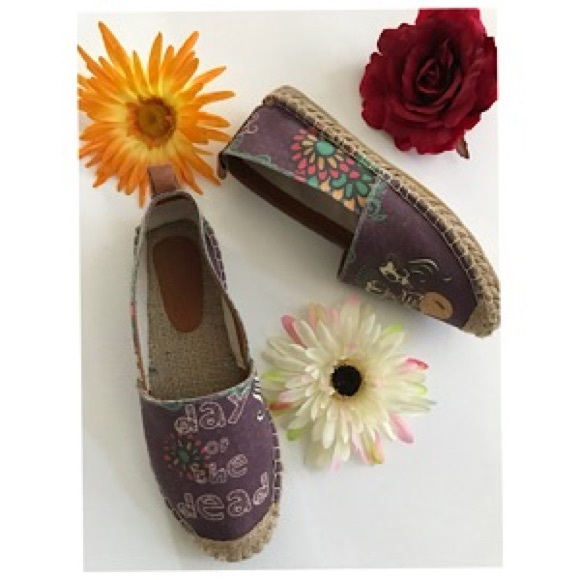 Artsy Espradrilles - Picture 5 of 8